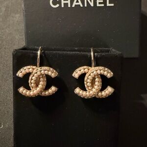 Authentic Chanel interlocking CC faux Pearl Hoop Earrings Gold Tone